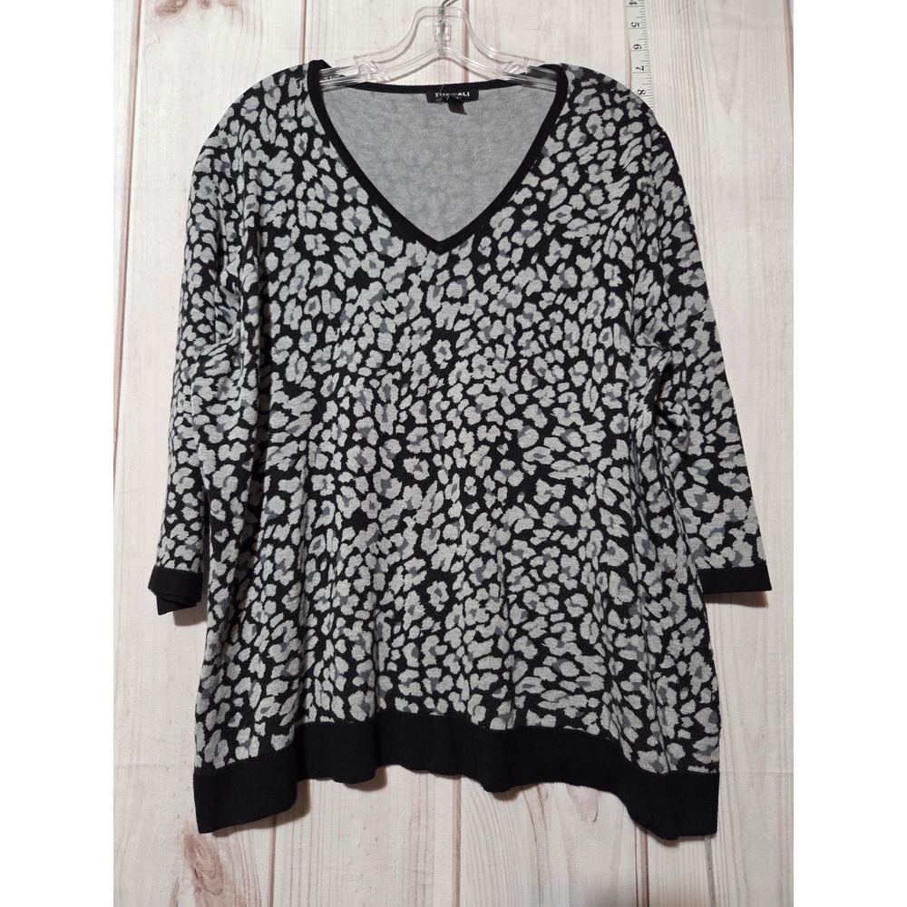 Roz‎ Ali Woman 3X Leopard Print V Neck 3/4 Sleeve Tunic Top Black Gray